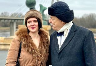 Janusz Korwin-Mikke dodał zdjęcia z żoną. „Moskwa 1982?”