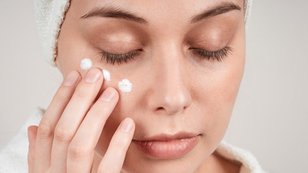 Te kosmetyki z trehalozą mają solidną dawkę witamin, odnowią barierę skóry. Są świetne po kuracjach z kwasami