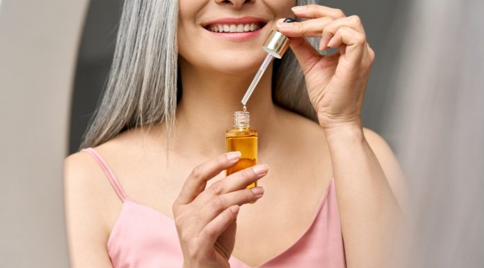 Ten złoty eliksir pokochały dojrzałe kobiety. „Nie sądziłam, że czeka mnie taka eksplozja przyjemności”