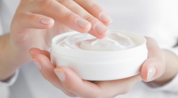 Ten kultowy krem z cynkiem znamy wszyscy. A znasz wszystkie jego zastosowania?