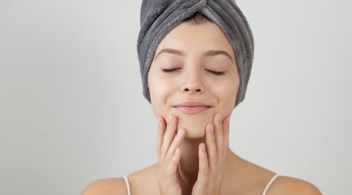 Krem Cica jest jak kojący okład dla podrażnionej skóry. Przyspiesza jej regenerację