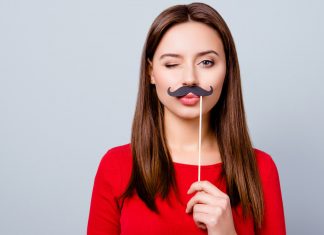 Depilator do twarzy to najbezpieczniejszy i najprostszy sposób na pozbycie się wąsika