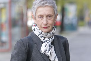 Przemoc i alkohol. Po latach ujawniła prawdę o ojcu