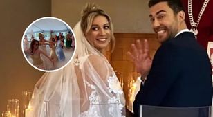 Zatańczyła z koleżankami na weselu. Ten występ skradł show