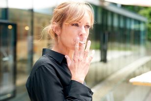 Wystarczy 30 sekund. Nikt nie wyczuje papierosów