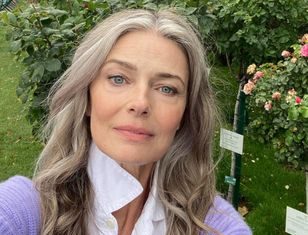 59-letnia Paulina Porizkova pozuje nago. „Nigdy nie czułam się lepiej”