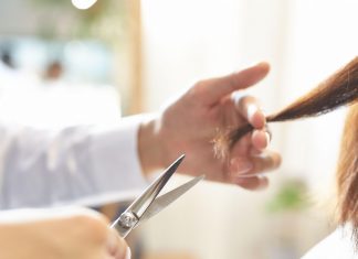 Nowoczesna i wygodna. Ta fryzura będzie hitem wiosny i lata