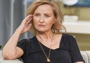 Musiała dorabiać.
