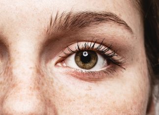 Trzy skuteczne peelingi chemiczne, które wyraźnie zmniejszają przebarwienia i wyrównują koloryt skóry