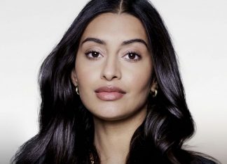 Włosy jak po wyjściu z salonu –
odkryj profesjonalną pielęgnację włosów od TRESemmé