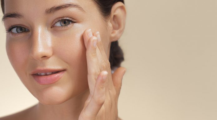 Zacznij suplementować kolagen, a skóra zacznie lśnić. Efekty cię zaskoczą