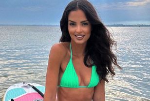 Włożyła mikroskopijne bikini. Ale to jeszcze nie wszystko