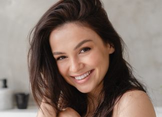 Cztery świetne odżywki do słabych i cienkich włosów. Fryzura nabierze objętości!