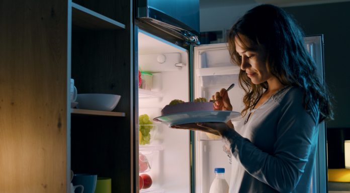 Eksperci zdradzili prostą sztuczkę, żeby nie być ciągle głodnym