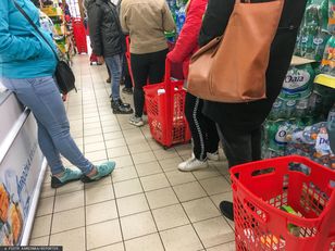 Przyjeżdżają do Polski na tanie zakupy.