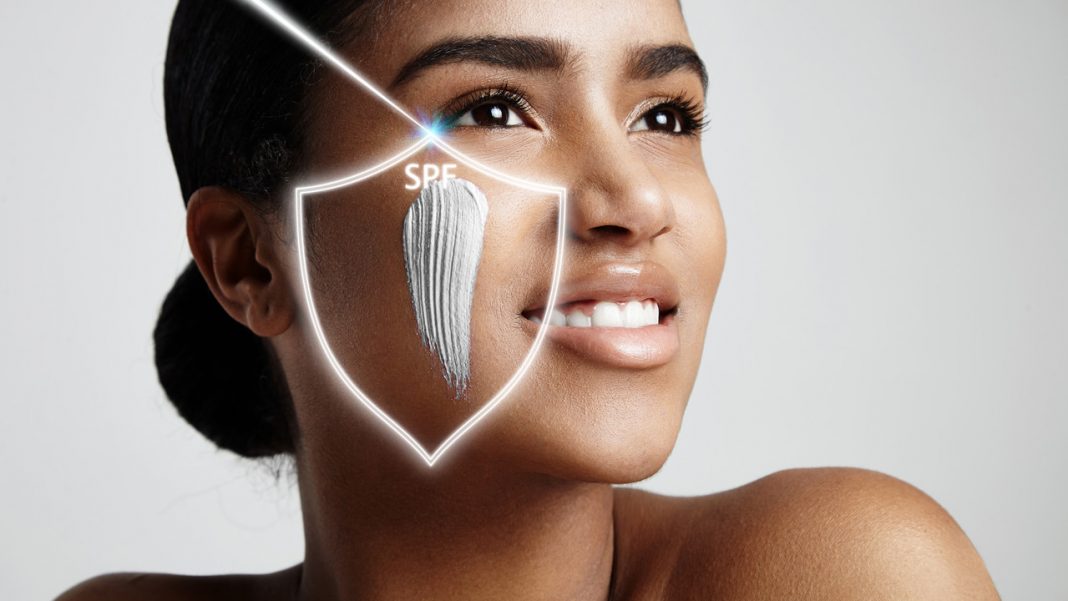 Ten krem działa jak tarcza przed promieniowaniem. Chroni skórę przed fotostarzeniem