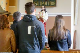 Przeczytała katolicki poradnik dla par. Seks