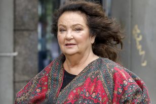 Jest matką chrzestną znanej aktorki. Nie utrzymują ze sobą kontaktu