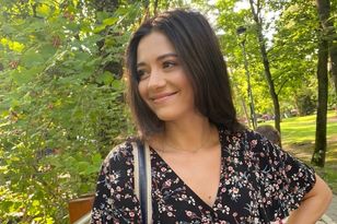 Pokazała zdjęcie z plaży. Wybrała najmodniejszy wzór ostatnich lat