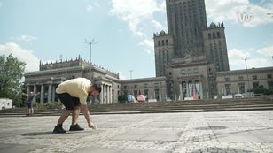 „Ja bym się tam z dziećmi nie wybrał”. Warszawski plac zabaw pusty