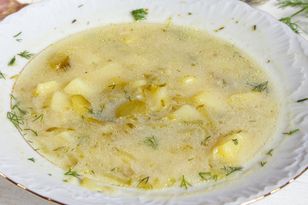 Dodaj do ogórkowej. Będzie idealna na upalne dni