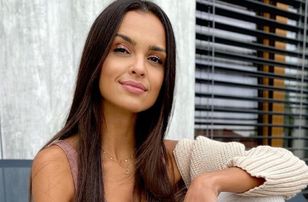 Spędza lato nad Bałtykiem. Nosi bikini