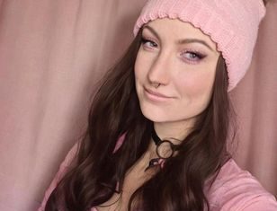 Odeszła nagle. Fani spekulują o powodach śmierci influencerki