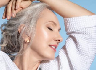 Kobiety pokochały te kwasy omega z witaminami A i E. Działają od środka, są lepsze od odmładzających zabiegów