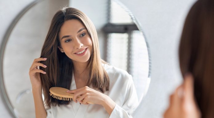 Te kosmetyki sprawią, że włosy dłużej pozostaną świeże. Zapomnij o codziennym myciu