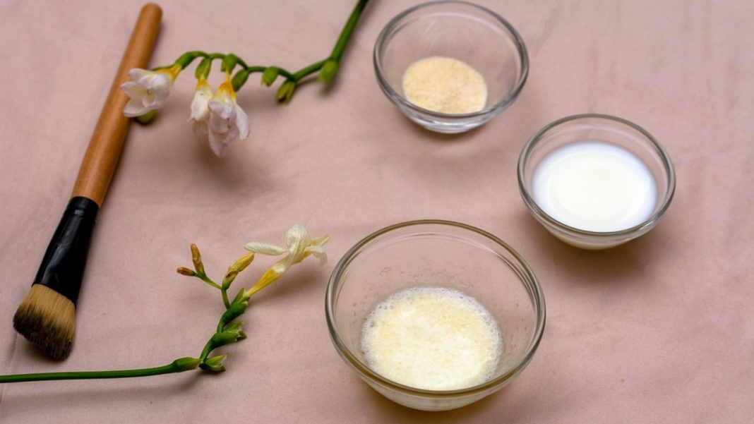 Domowy botoks za grosze. Ta maska działa cuda