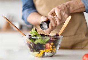 Dodaj odrobinę do każdej potrawy. Kilogramy zaczną znikać w oczach