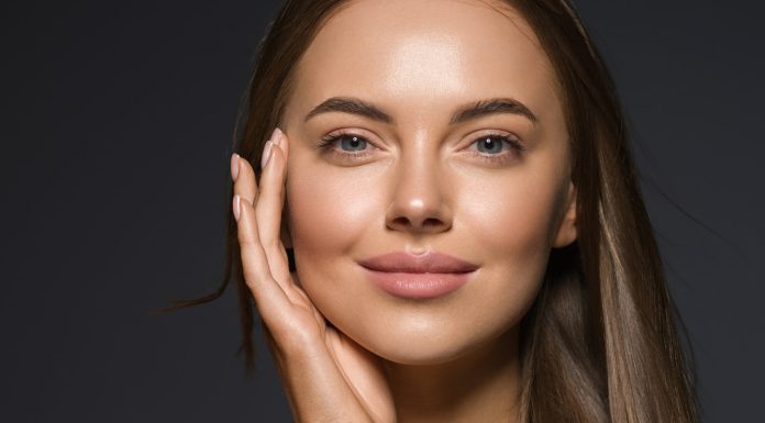 Cztery kremy, które zadziałają jak upiększający filtr. Dają efekt idealnej skóry bez makijażu