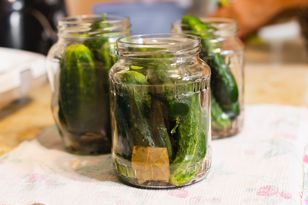 Są lepsze niż kiszone. Wystarczy dodać słodki składnik