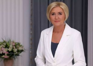 Zrobili jej zdjęcia w kościele. Agata Duda postawiła na klasykę