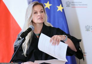 Rodzice panikują. „Książki sprzed dwóch lat nie nadają się do użytku”