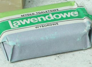 Kosmetyczny przebój z PRL znów wraca do łask. Kupisz za grosze