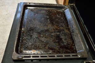 Połóż na blachę. Zapomnisz o przypaleniach