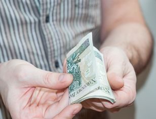 Tytuł przelewu za mieszkanie. Uważaj na mały błąd