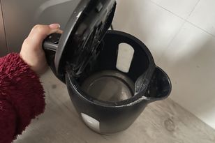 Gotujesz wodę w takim czajniku? Chemiczka ostrzega