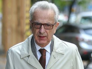 Był z żoną przez 40 lat. Gdy zmarła, skomentował tylko jednym zdaniem