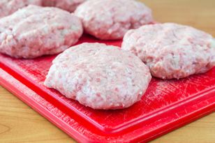 Dodaj zamiast bułki. Mielone, że palce lizać