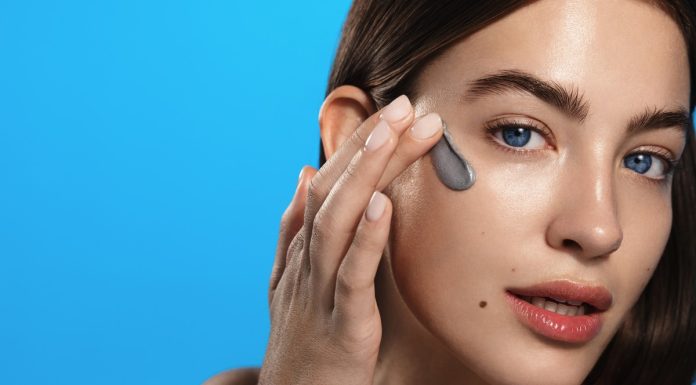 Kosmetyki z tripeptydem miedziowym podbijają rynek. To serum wygładza skórę już po jednej aplikacji