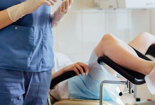 Jest ginekolożką. Trudno uwierzyć, jakie przedmioty znajduje w pochwach pacjentek