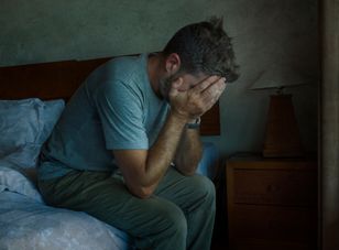 Polacy rzadziej uprawiają seks. Wiadomo, co za tym stoi