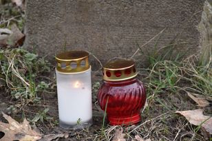 Omijaj szerokim łukiem. Na jakie znicze uważać?