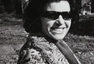 Jest „najstarszą wokalistką w Polsce”. Tak dzisiaj żyje