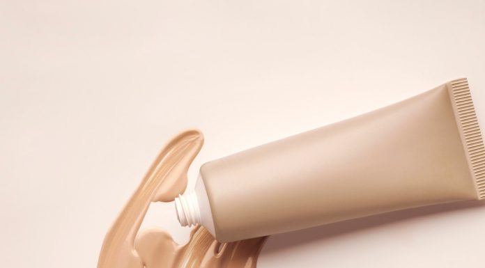 Najlepszy krem DD to ten. Działa jak lekki podkład, a do tego stymuluje produkcję kolagenu