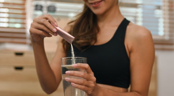 Ranking kolagenów do picia. Spłycają zmarszczki, wzmacniają włosy, utwardzają paznokcie