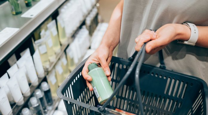 Platforma z branży health & beauty w Polsce wybiera z użytkownikami najlepsze produkty. Ruszył Plebiscyt Znakomitość Roku DOZ.pl