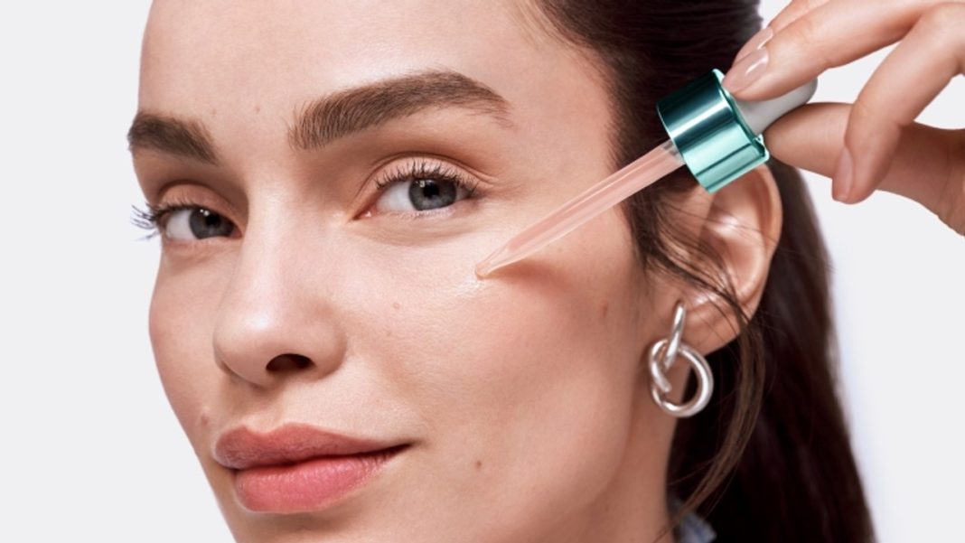 Bright Reveal od L'oréal Paris: Twoje SOS na Przebarwienia.